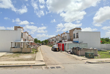 Casa en fraccionamiento en  Avenida Playas, Paraíso Maya, Cancún, Benito Juárez, Quintana Roo, 77539, Mex