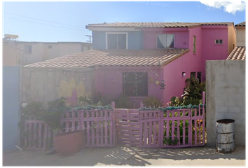 Casa en  Avenida Del Fresno 152, Fraccionamiento Los Encinos, Ensenada, Baja California, México