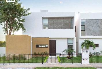 Casa en  Amaral Jardín Residencial, Calle 51, Real Montejo, Mérida, Yucatán, México