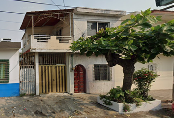 Casa en  C. Sánchez Tagle 909, Zona Centro, 91700 Veracruz, Ver., México