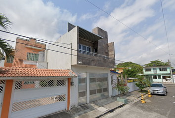 Casa en  Lorenzo Azua Torres, Fernando López Arias, 91820 Veracruz, México