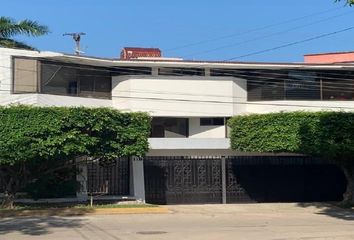 Casa en  Avenida De La Ceibas, Residencial Framboyanes, Villahermosa, Tabasco, México