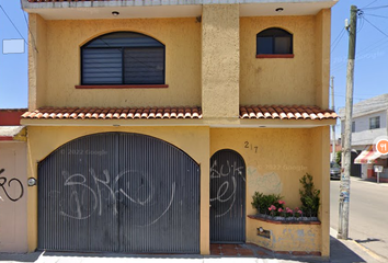 Casa en  Los Sauces, Santiago De Querétaro, Municipio De Querétaro