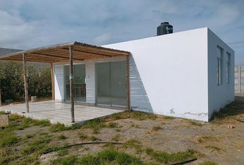 Casa en  Punta De Bombon, Punta De Bombón, Islay, Perú