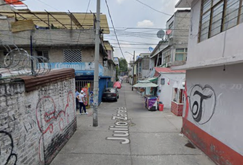 Casa en  Julio Zárate, Campamento 2 De Octubre, Ciudad De México, Distrito Federal, México