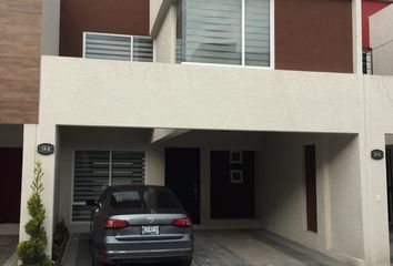 Casa en  Villa Toscana Iii Toluca, Conjunto Urbano Villa Toscana, Estado De México, México