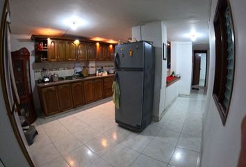 Casa en  Manrique La 45 Vida Nocturna, Carrera 45, Aranjuez, Medellín, Antioquia, Colombia