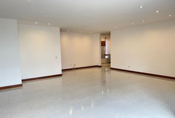 Apartment for rent in Poblado, Medellín