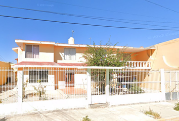Casa en  Felipe Angeles 48, Lázaro Cárdenas, 42733 Progreso De Obregón, Hidalgo, México