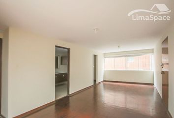 Departamento en  Av. Augusto Pérez Araníbar 2035, San Isidro, Perú