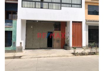 Local comercial en  Villa El Salvador, Lima