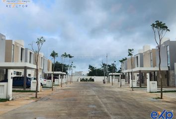 Casa en condominio en  Pueblo Conkal, Conkal