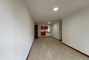 Apartment for rent in Oriente, Medellín