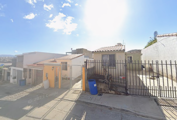 Casa en  Adolfo Ruiz Cortines, Ensenada, Baja California, México