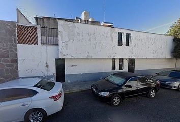 Casa en  Calle Plutarco González, Barrio De San Bernardino, Toluca, Estado De México, México