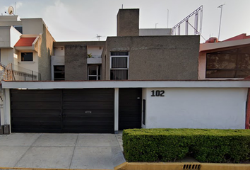 Casa en  Av. Paseo Del Bosque, Paseos De Taxqueña, 04250 Ciudad De México, Cd. De México, México