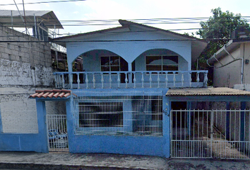 Casa en  Calle Silverio Pérez 604, Las Granjas, Poza Rica De Hidalgo, Veracruz, México