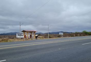 Terreno Comercial en  Jf9r+mc Buenos Aires, Ecuador