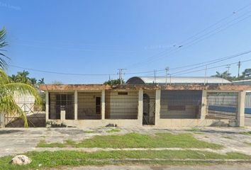 Casa en  Heroica Escuela Naval, Barrio Bravo, 77098 Chetumal, Quintana Roo, México