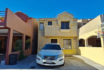 Casa en  Privada Tulum, Santa Fé 3, Pórticos De San Antonio, Tijuana, Baja California, 22664, Mex