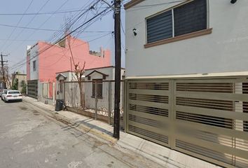 Casa en  Puerto Ayacucho, Residencial Cuauhtémoc, Ciudad Santa Catarina, Nuevo León, México