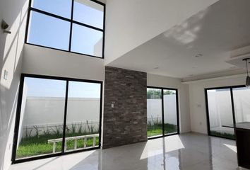 Casa en fraccionamiento en  Lomas De La Rioja, Veracruz, México