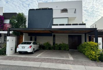 Casa en  La Condesa, Santiago De Querétaro, Querétaro, México