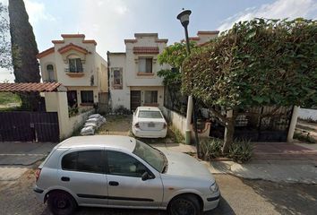 Casa en  Calle Río Agua Naval, Coyula, Jalisco, México