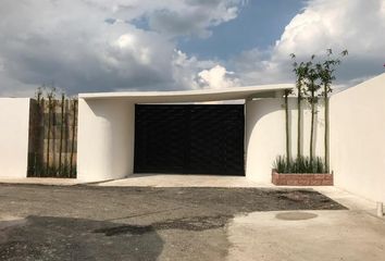 Lote de Terreno en  77wh+2j3 San Luis Mextepec, Estado De México, México