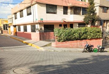 Casa en  Puengasí, Quito