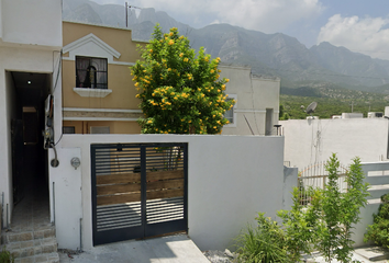 Casa en  Llanura, Lomas Altas 1er Sector, Ciudad Santa Catarina, Nuevo León, México