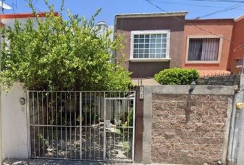 Casa en  Paseo De Las Flores 108, Bosques De La Alameda, Celaya, Guanajuato, México