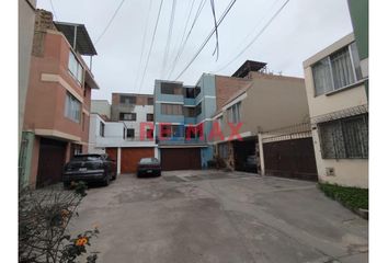 Casa en  Av. Aurelio García Y García 1528, Lima, Perú