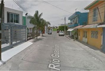 Casa en  Río Guanajuato, La Pradera, Irapuato, Guanajuato, México