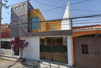 Casa en  Tabachines 208, Mz 030, Villa De Las Flores, 55710 San Francisco Coacalco, Méx., México