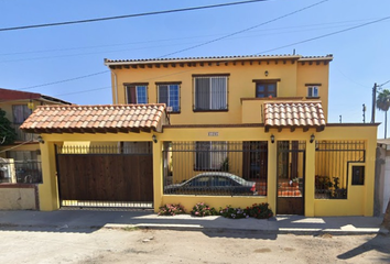 Casa en  Heriberto Jara 17207, Otay Constituyentes, 22457 Tijuana, B.c., México