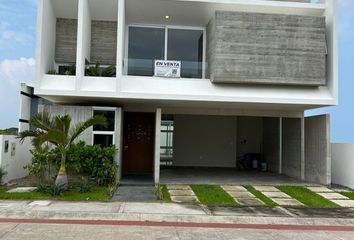 Casa en  Boulevard Las Olas, Alvarado, Veracruz De Ignacio De La Llave, 95264, Mex