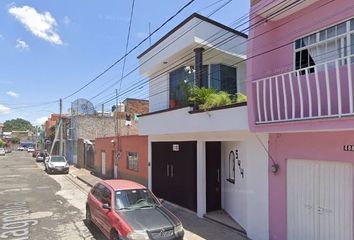 Casa en  Las Flores, Morelia, Michoacán, México