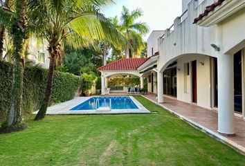 Casa en  Av Central De Villa Magna, Cancún, Quintana Roo, México