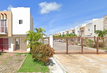 Casa en  Cda. Porto Novo 9, Sm 501, Porto Alegre, Cancún, Quintana Roo, México