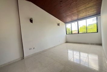 Apartamento en  Multifamiliares La Selva Portería 2, Calle 14, Comuna 10, Cali, Valle Del Cauca, Colombia