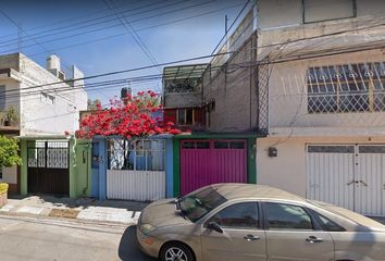 Casa en  Fuente De Vulcano, Fuentes Del Valle, Estado De México, México