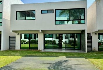 Casa en condominio en  Tierra Caoba, Boulevard 19 Oriente O Boulevard Niños Héroes, Revolución, Atlixco, Puebla, México