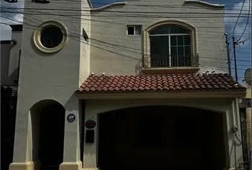 Casa en  San Nicolás De Los Garza, Nuevo León, México