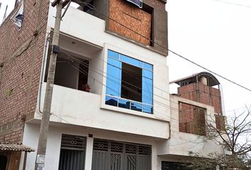 Casa en  Puente Piedra, Perú