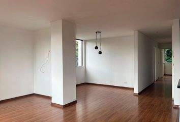 Apartamento en Poblado, Medellín