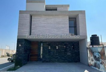 Casa en  Altos Juriquilla, Av. De Las Torres, Juriquilla, Querétaro, México