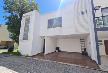 Casa en fraccionamiento en  Privada Tlaxcala 79, Fuerte De Guadalupe, Puebla, México