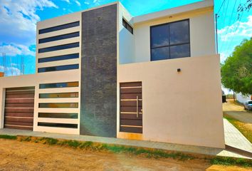 Casa en  San Lorenzo Cacaotepec, Oaxaca, México