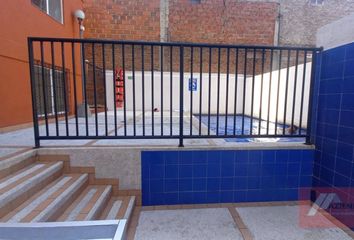 Apartamento en  Cl. 44b #3-40, Comuna 4, Cali, Valle Del Cauca, Colombia